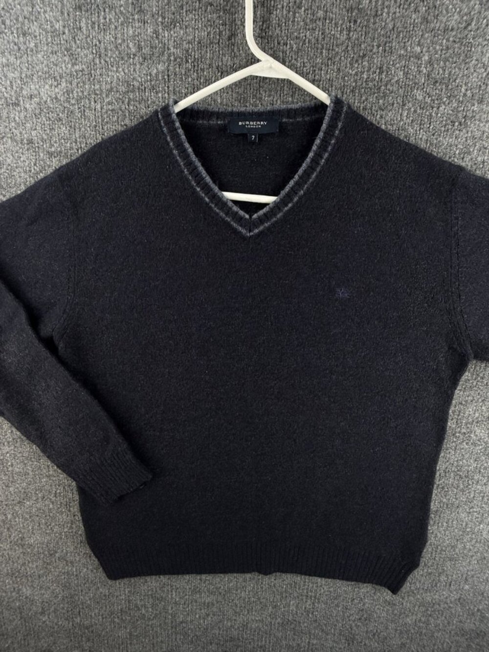Burberry London Logo Soft Pullover Blue Long Sleeve V-Neck 7 Wool Nylon Angora